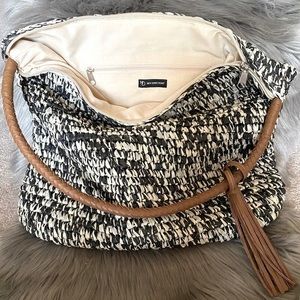 NEW DIRECTIONS Black/Natural Straw Shoulder Bag